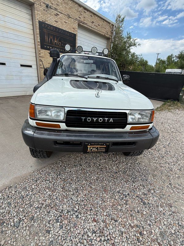 1994 Toyota Land Cruiser's photo
