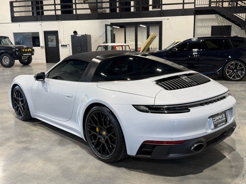 2024 Porsche 911 Targa 4 GTS, photo 3