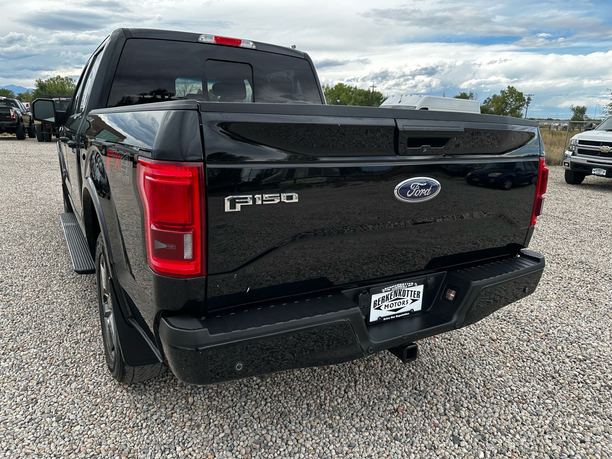 2016 Ford F-150 Lariat photo 8