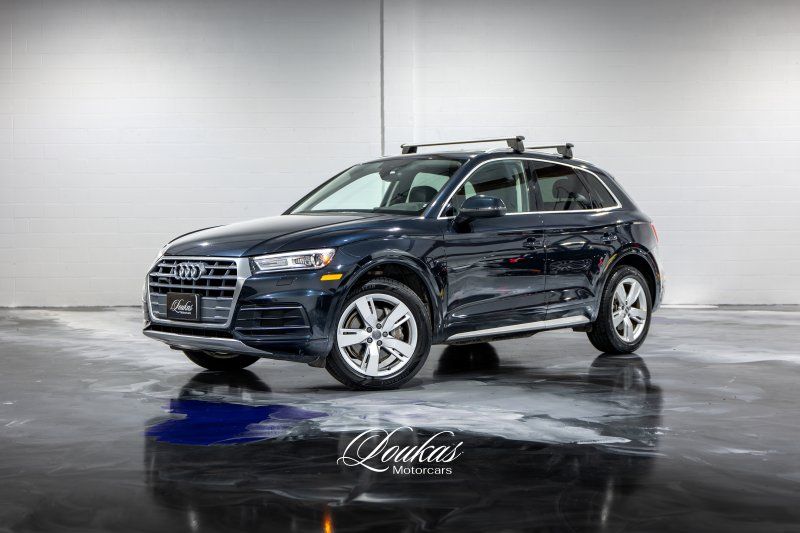 2019 Audi Q5 2.0T quattro S tronic Premium's photo