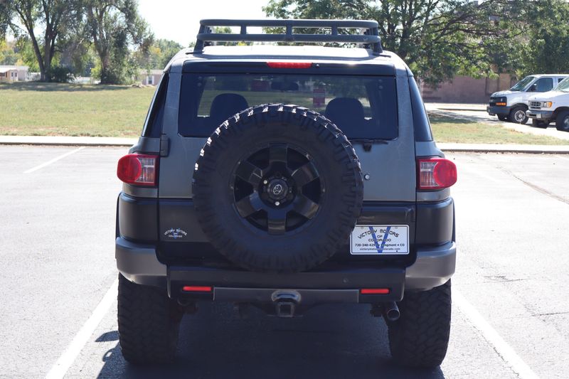 2007 Toyota FJ Cruiser Photos