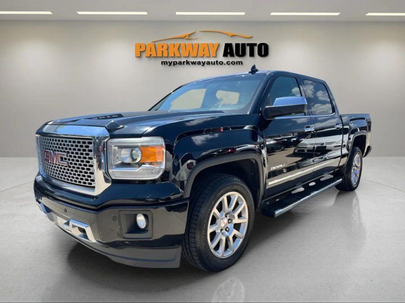 2015 GMC Sierra 4WD Crew Cab Standard Box's photo