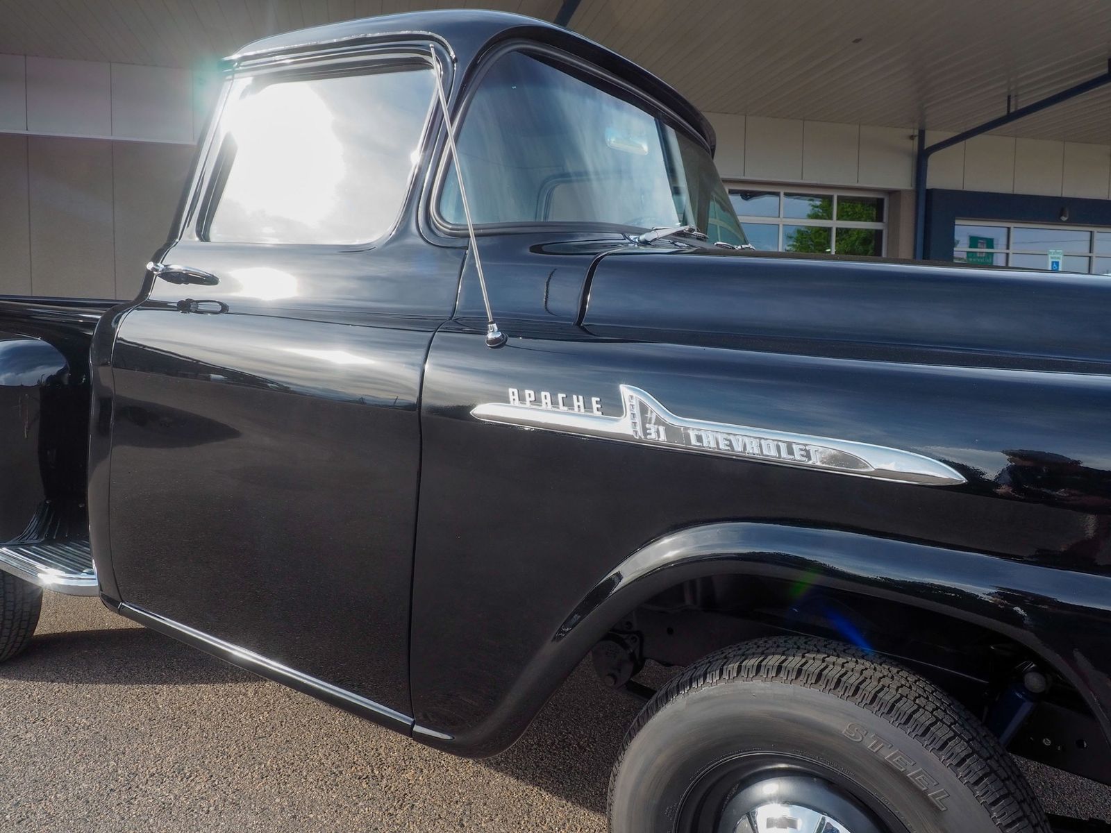 1958 Chevrolet Apache 13