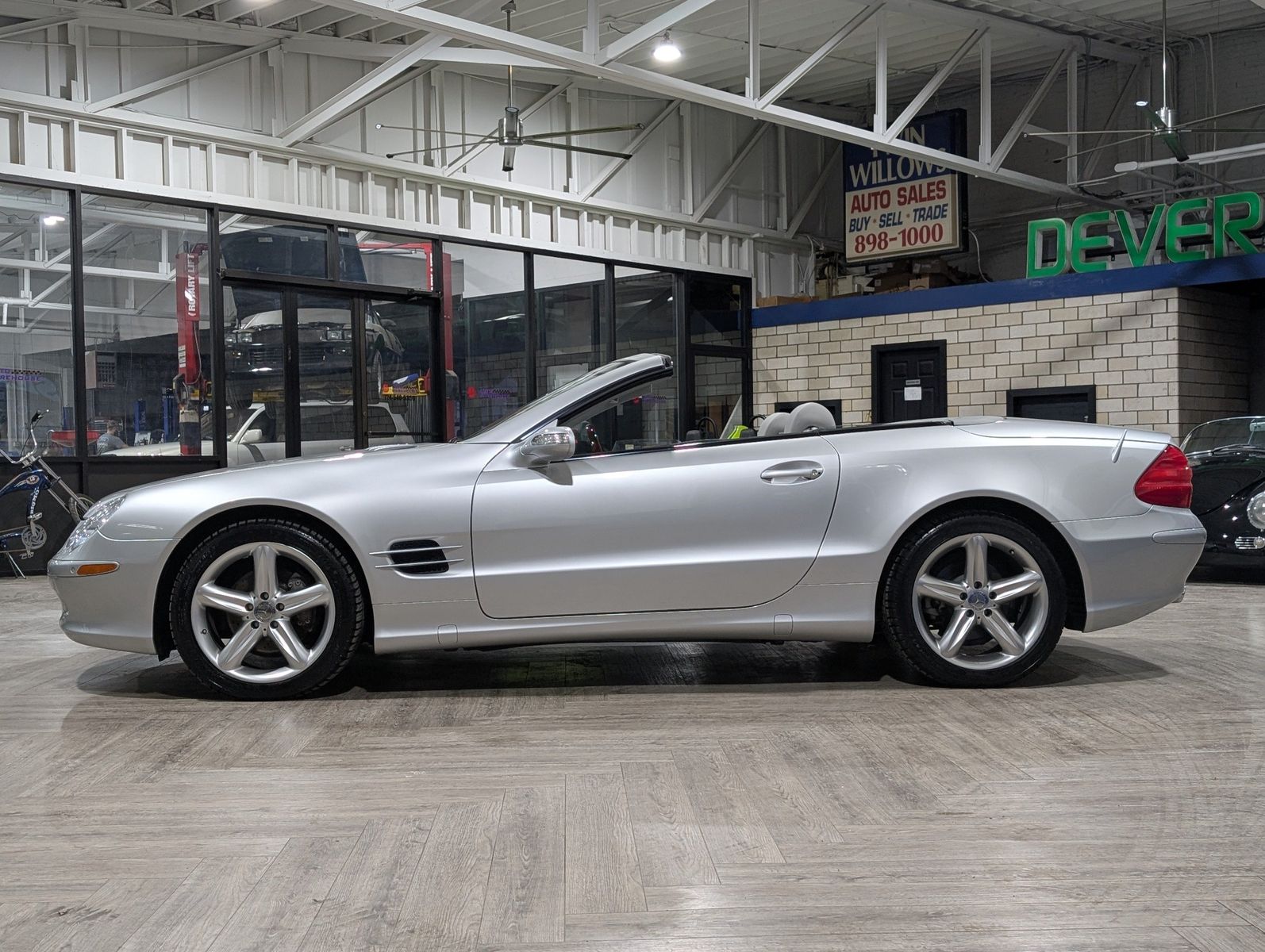 2004 Mercedes-Benz SL 500 37