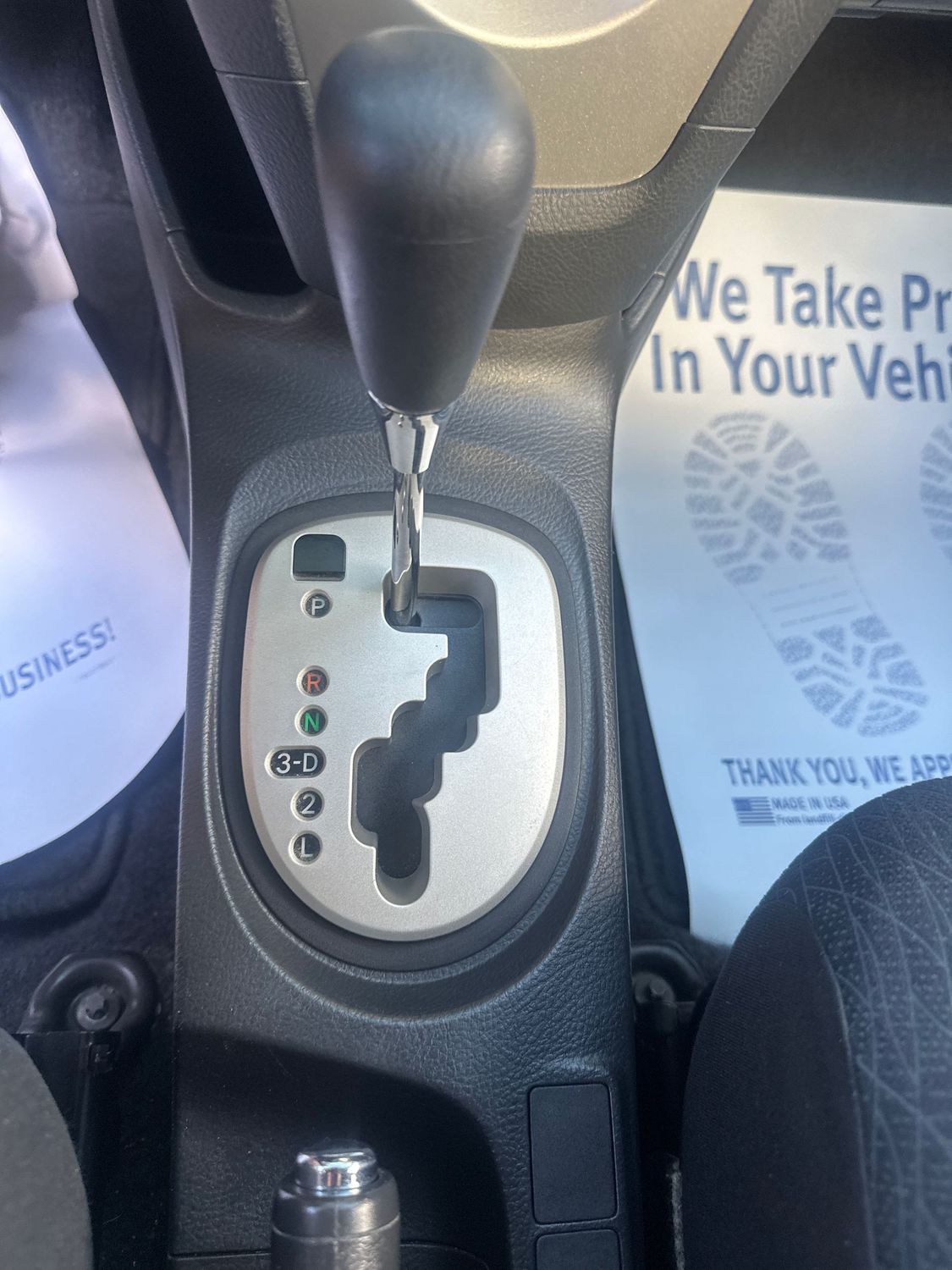 2008 Toyota Yaris Base photo 11
