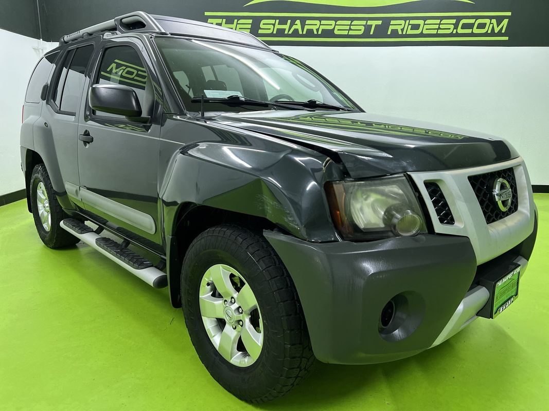 View vehicle photo 2