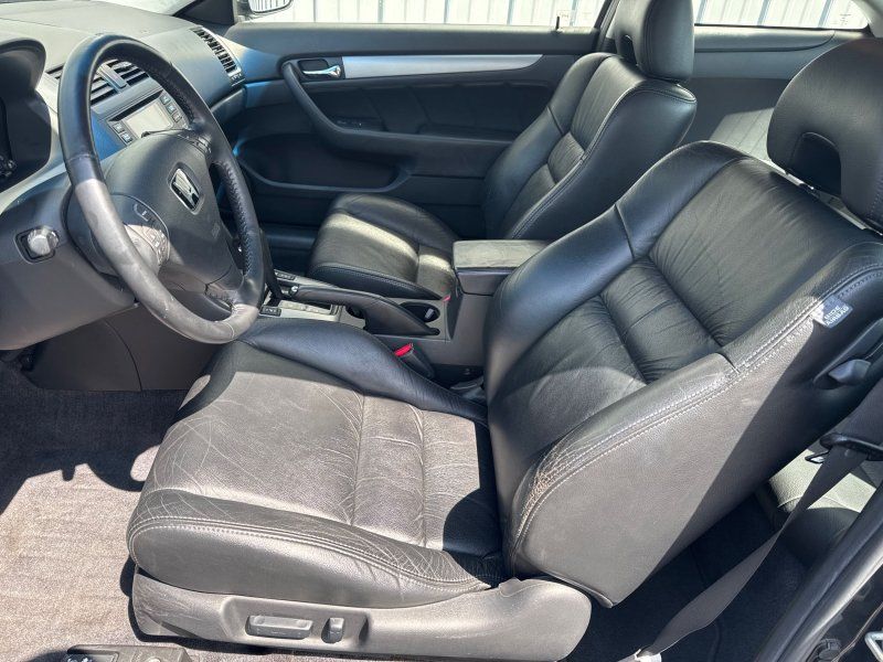 2005 Honda Accord EX photo 19