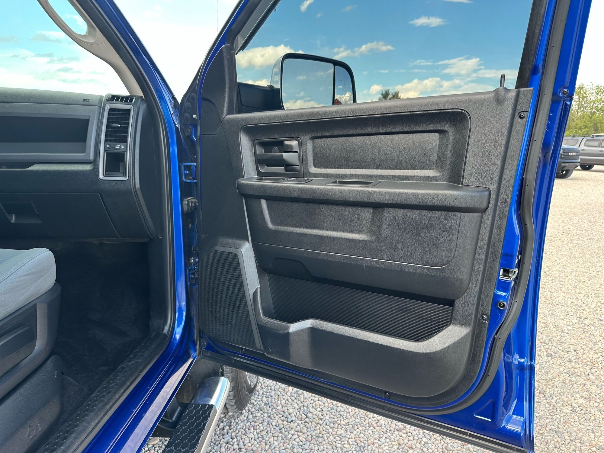 2015 Ram 2500 Tradesman photo 13