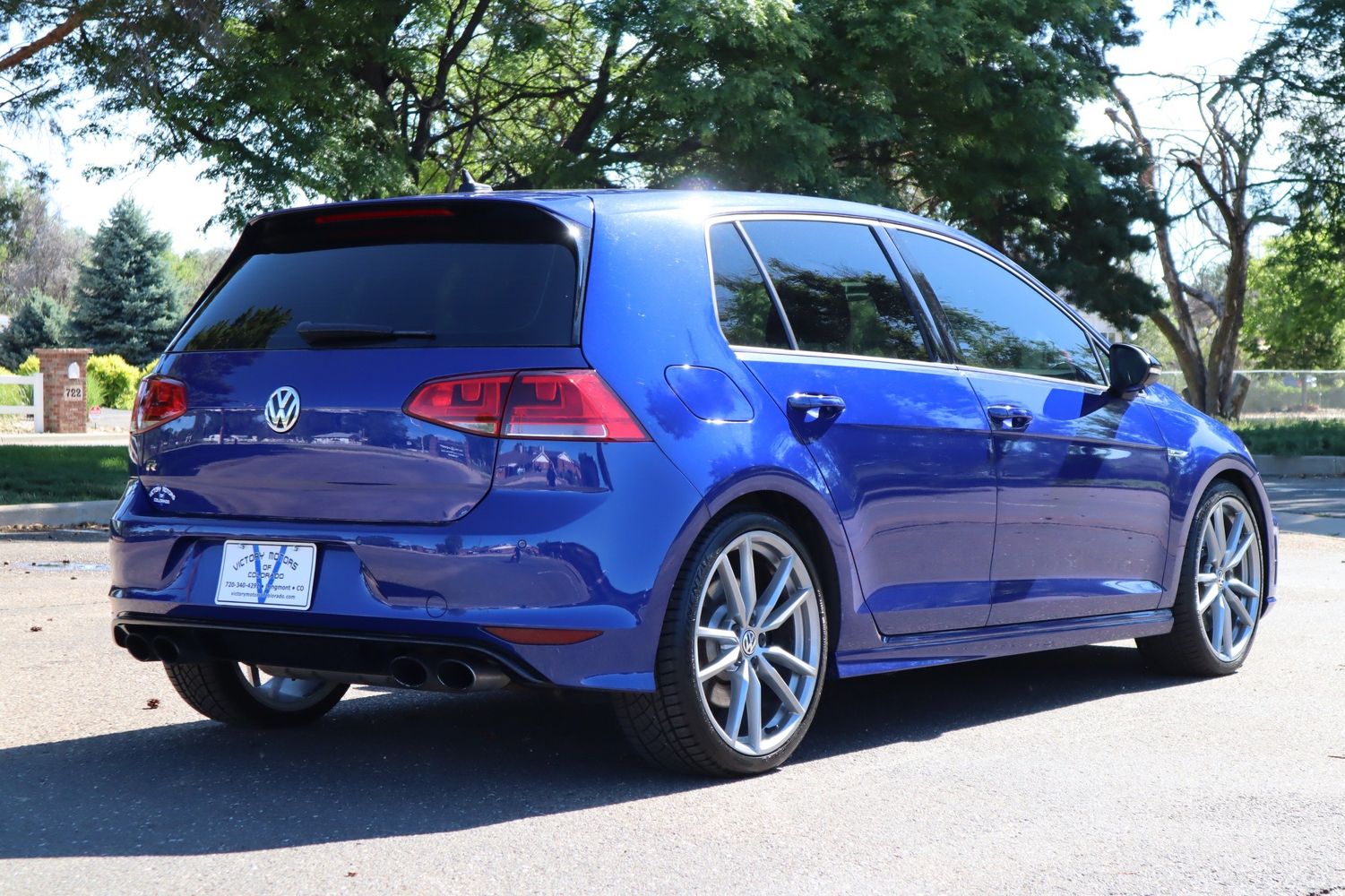 2017 Volkswagen Golf R Base | Victory Motors of Colorado