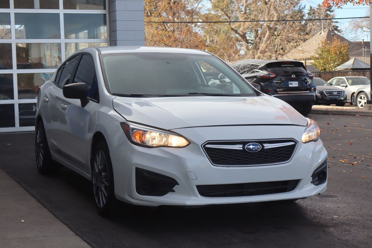 2019 Subaru Impreza 2.0i