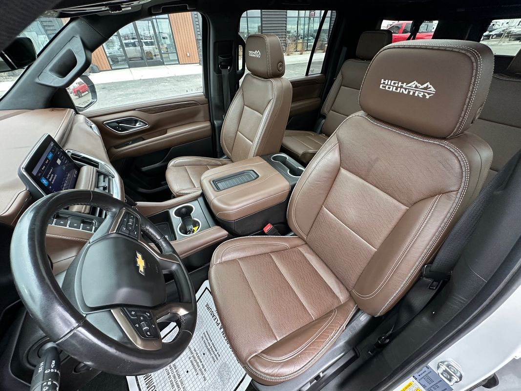 2021 Chevrolet Suburban High Country - Photo 17