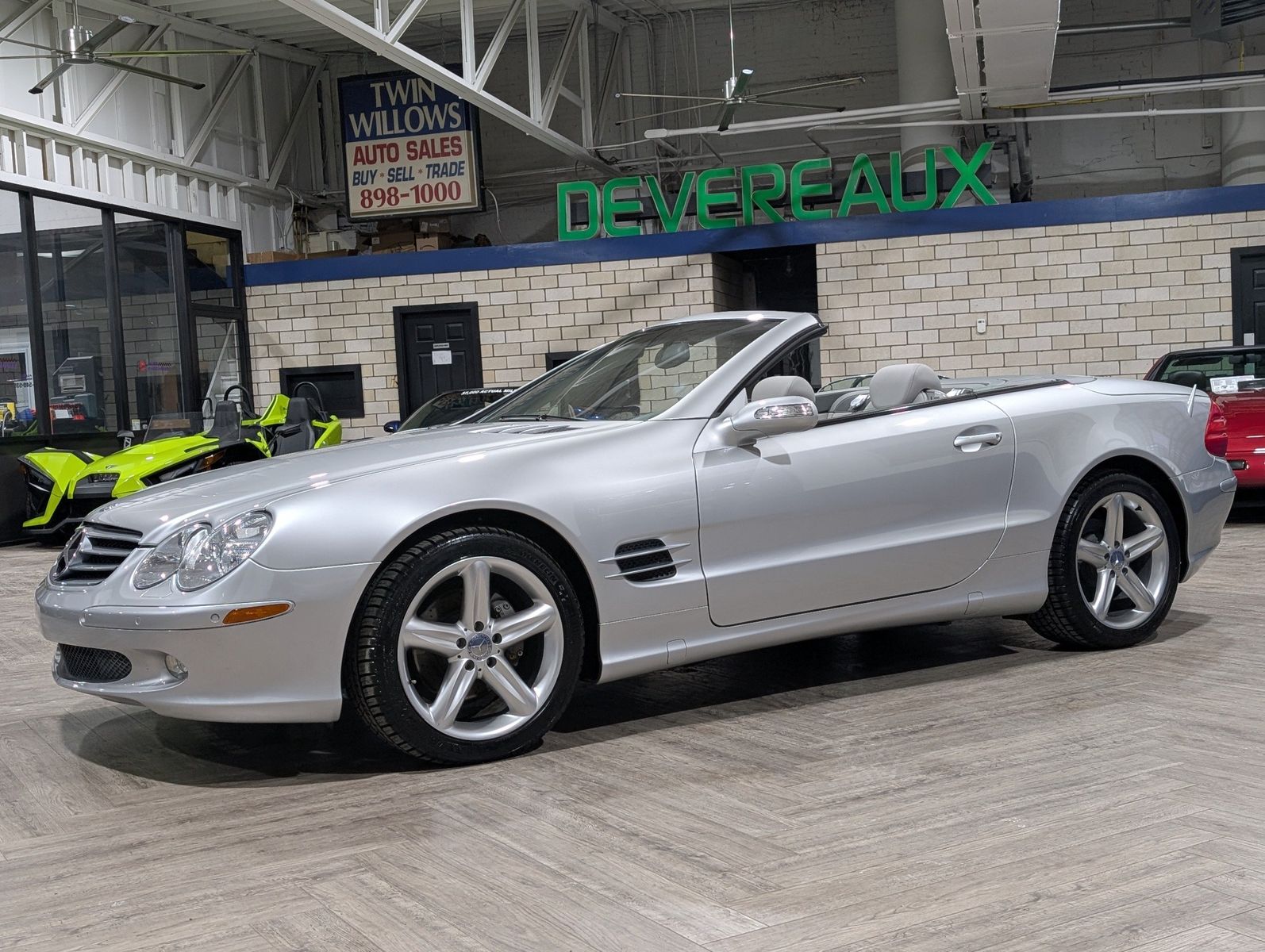 2004 Mercedes-Benz SL 500 41