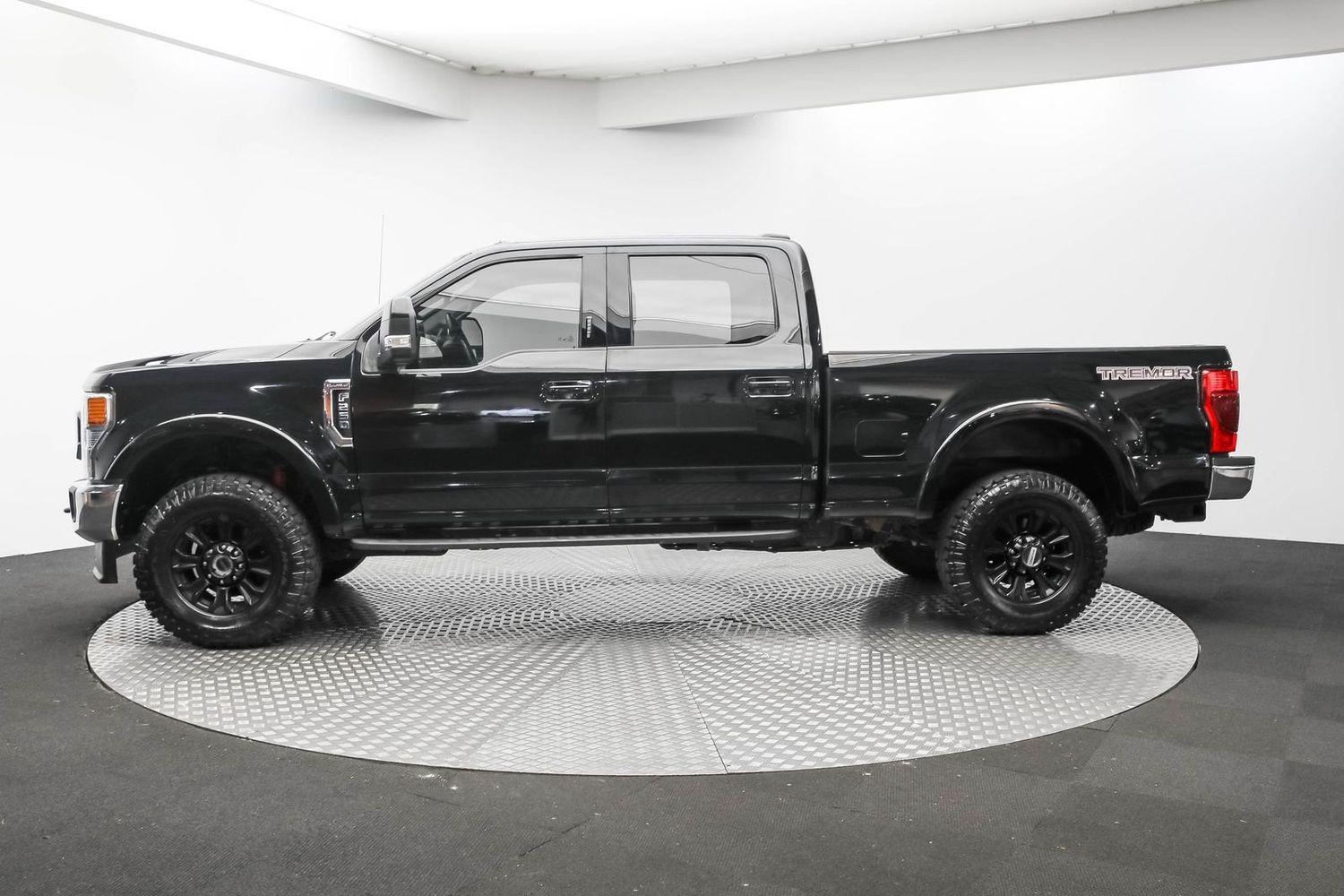 2021 Ford F-250 Lariat photo 3