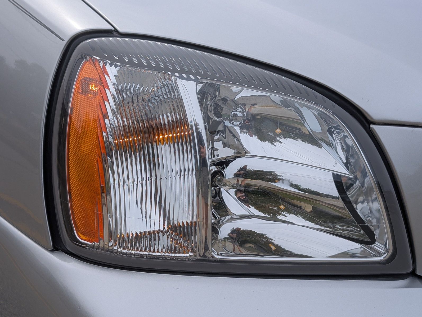 2005 Cadillac DeVille 20