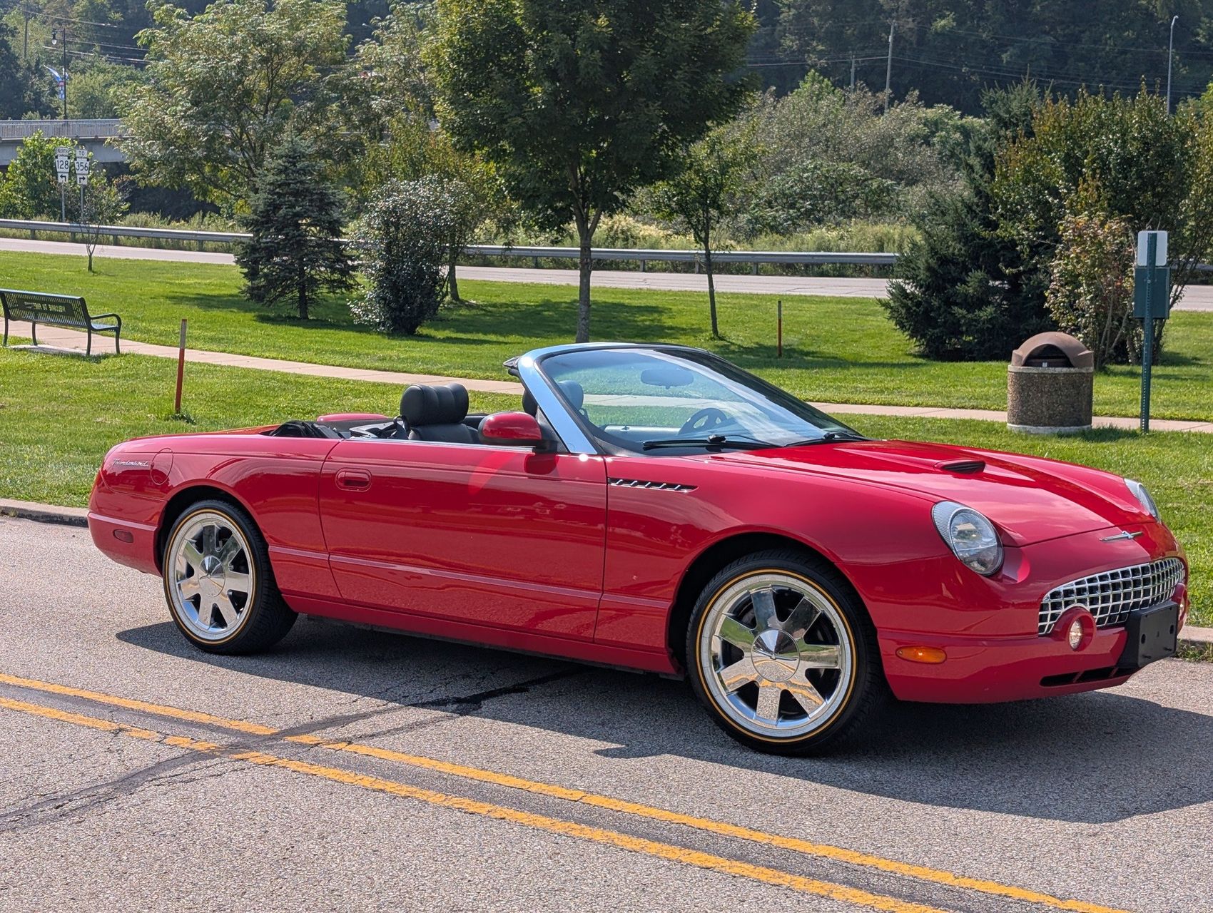 2002 Ford Thunderbird 56
