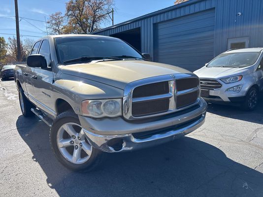 2005 Dodge Ram 1500 Pickup SLT