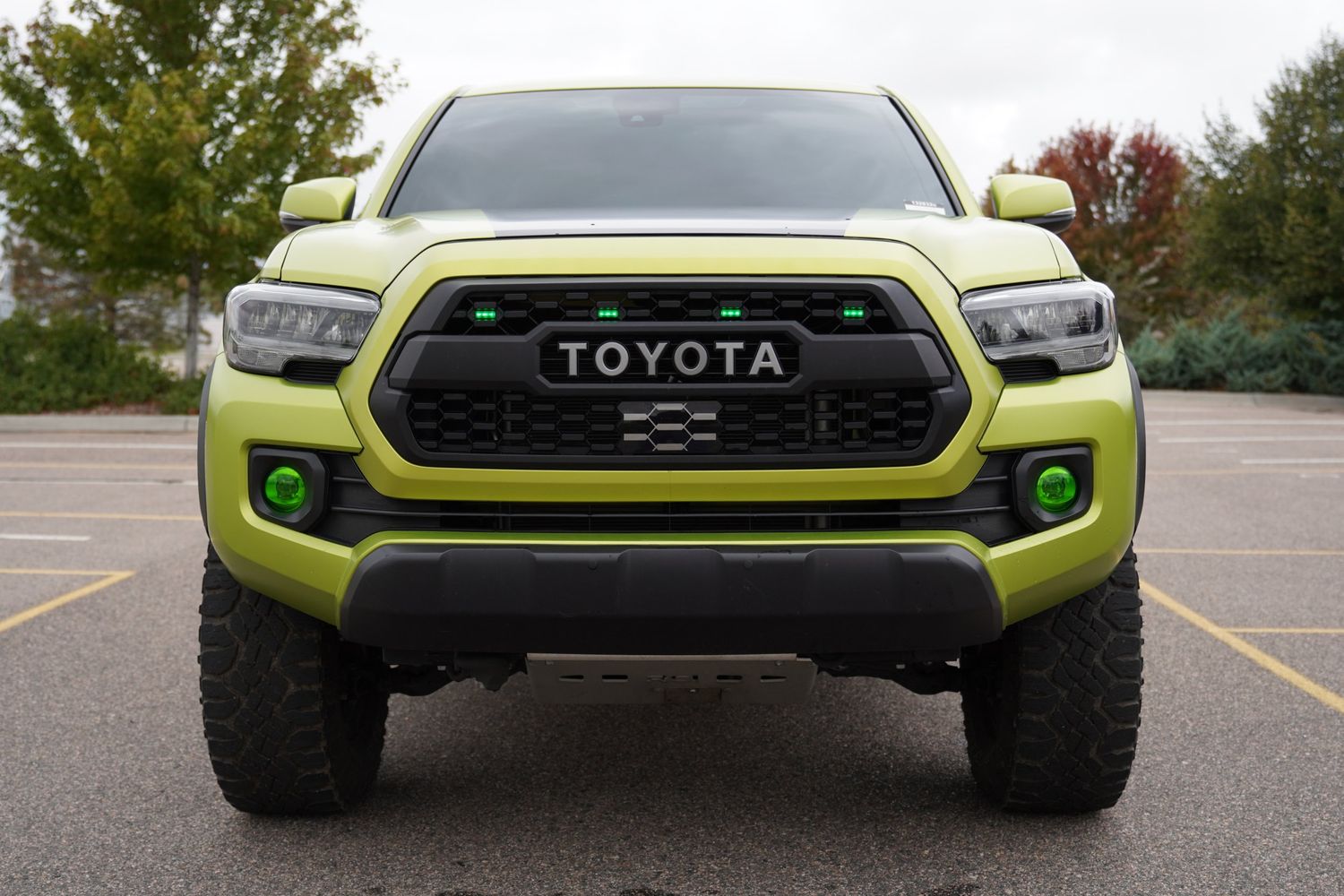 2023 Toyota Tacoma TRD Off-Road photo 8
