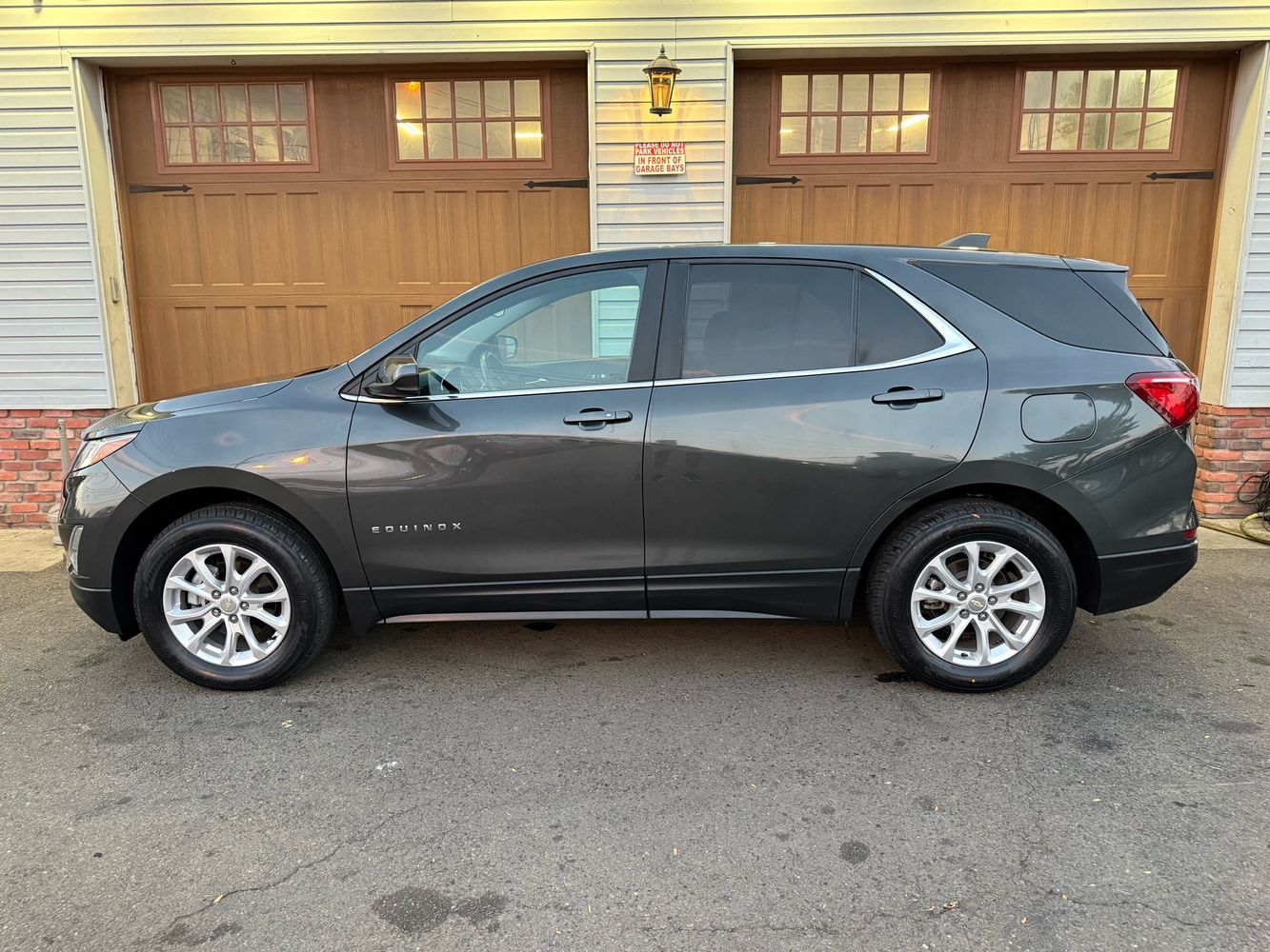 2021 Chevrolet Equinox LT photo 6