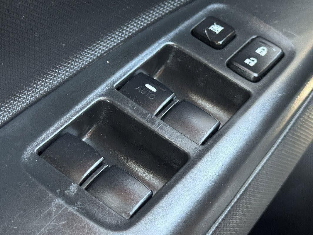 2022 Mitsubishi Mirage G4 ES photo 15