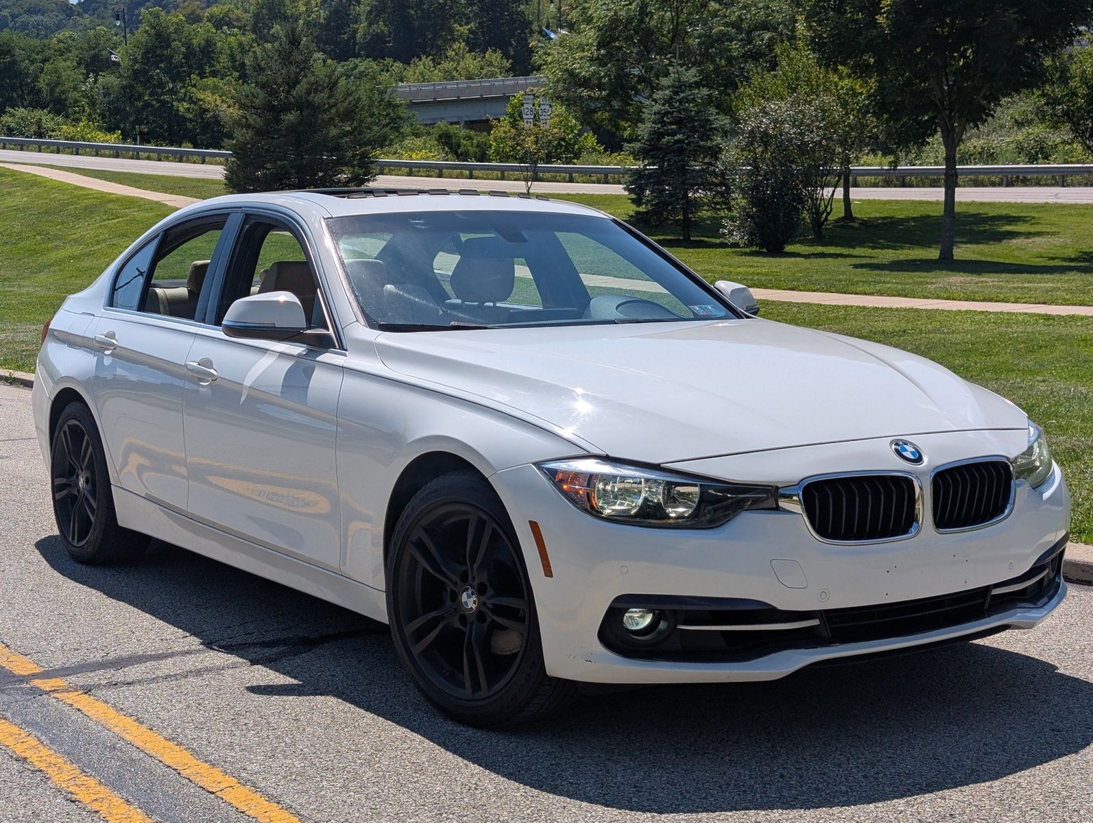 2017 BMW 330i 92