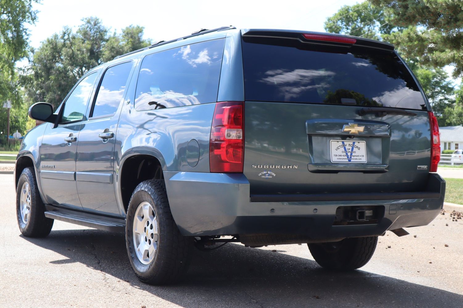 2009 Chevrolet Suburban LT 1500 | Victory Motors of Colorado