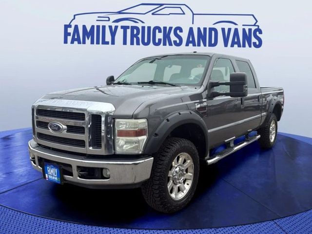 Gray 2008 Ford F-350 Super Duty XLT Crew Cab 4WD Pickup Truck Four-Wheel Drive 6-Speed Manual