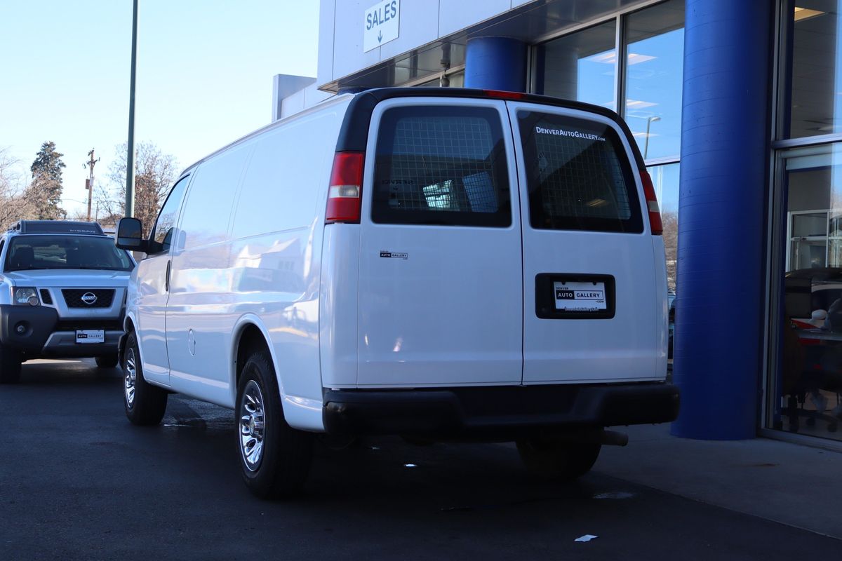 2011 Chevrolet Express 1500 Work Van