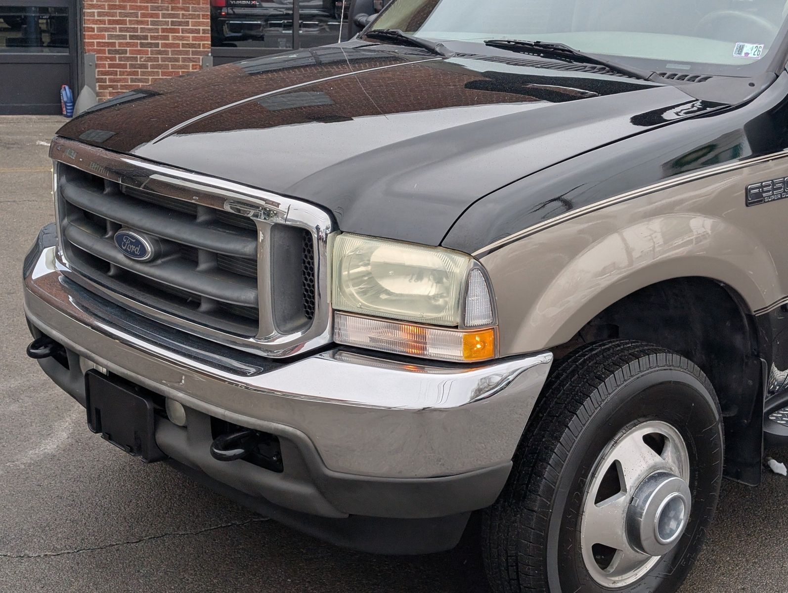 2004 Ford F-350 Super Duty 41