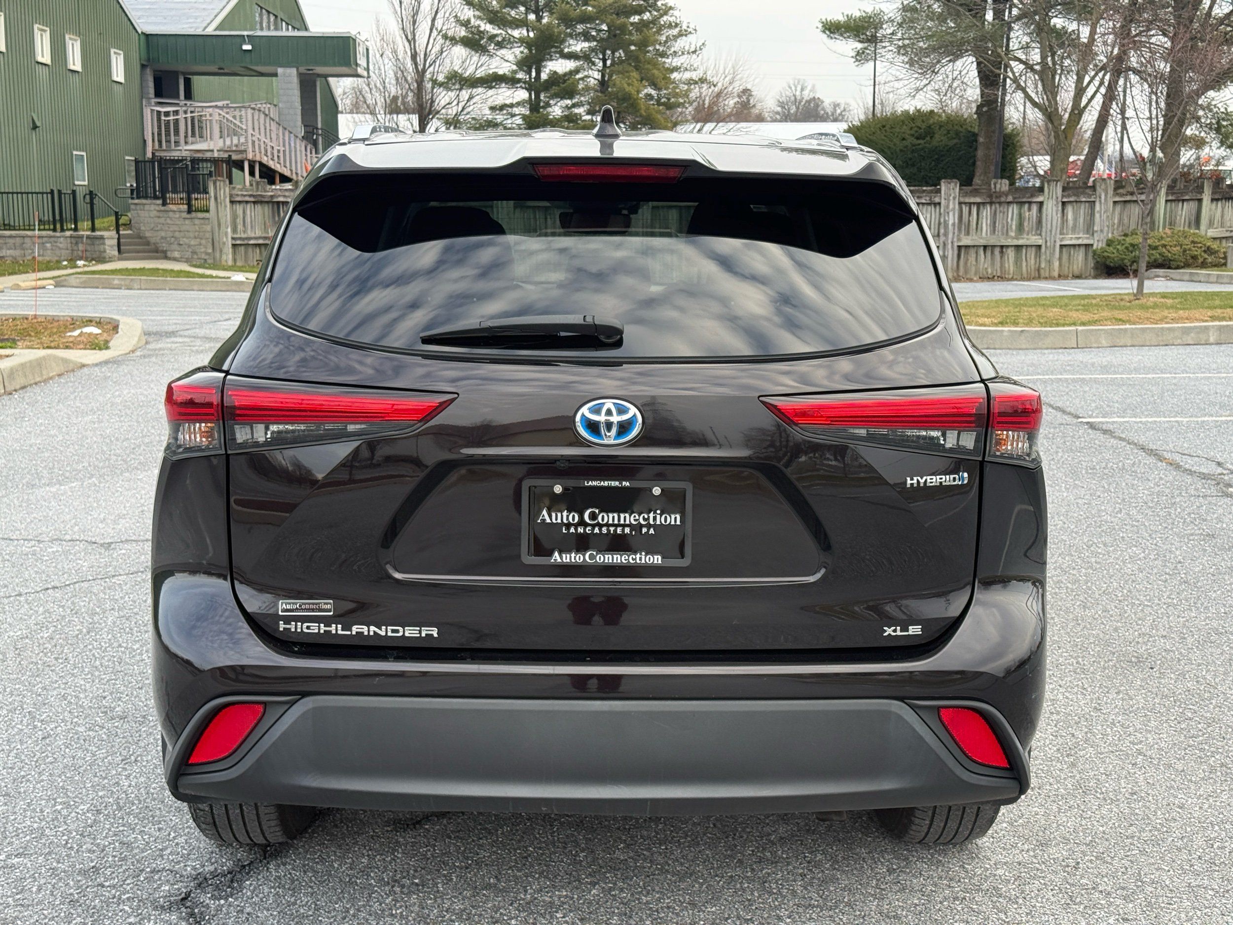 2021 Toyota Highlander Hybrid XLE photo 4