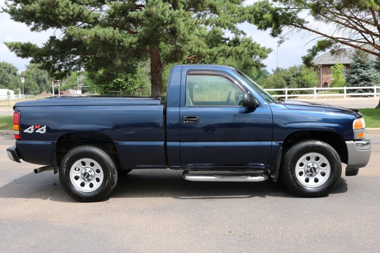 2007 GMC Sierra 1500 Classic SL1 | Victory Motors of Colorado