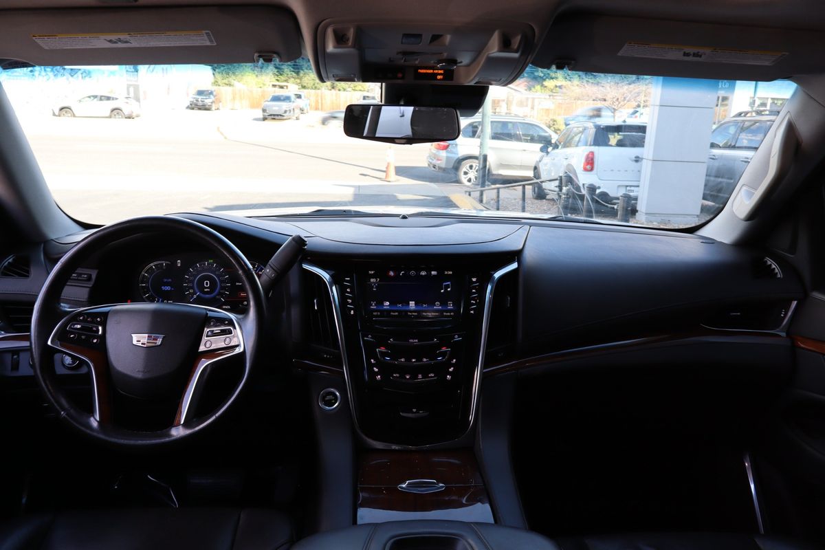 2017 Cadillac Escalade Premium Luxury