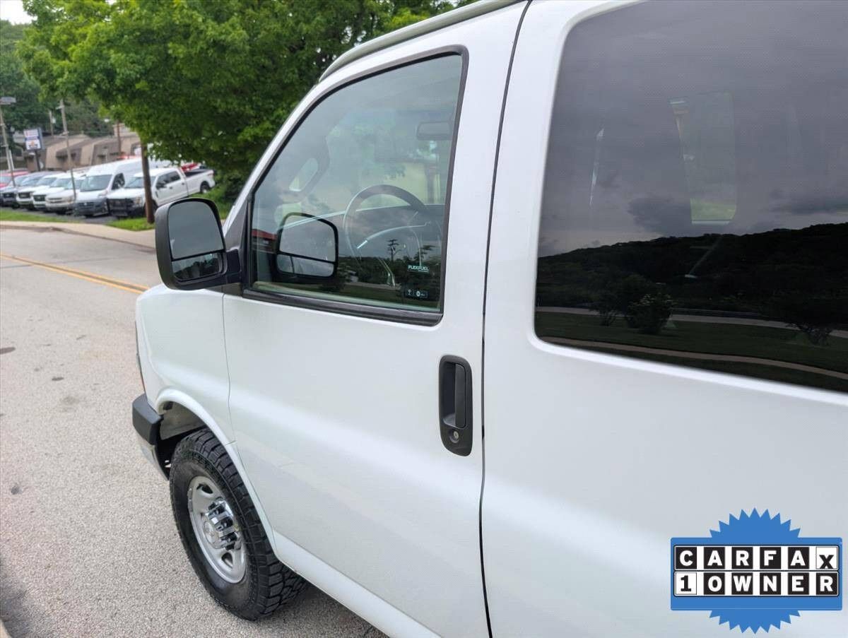 2018 Chevrolet Express 43