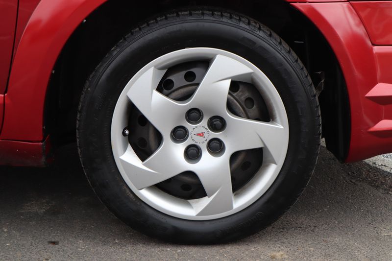 2005 pontiac vibe hubcaps online
