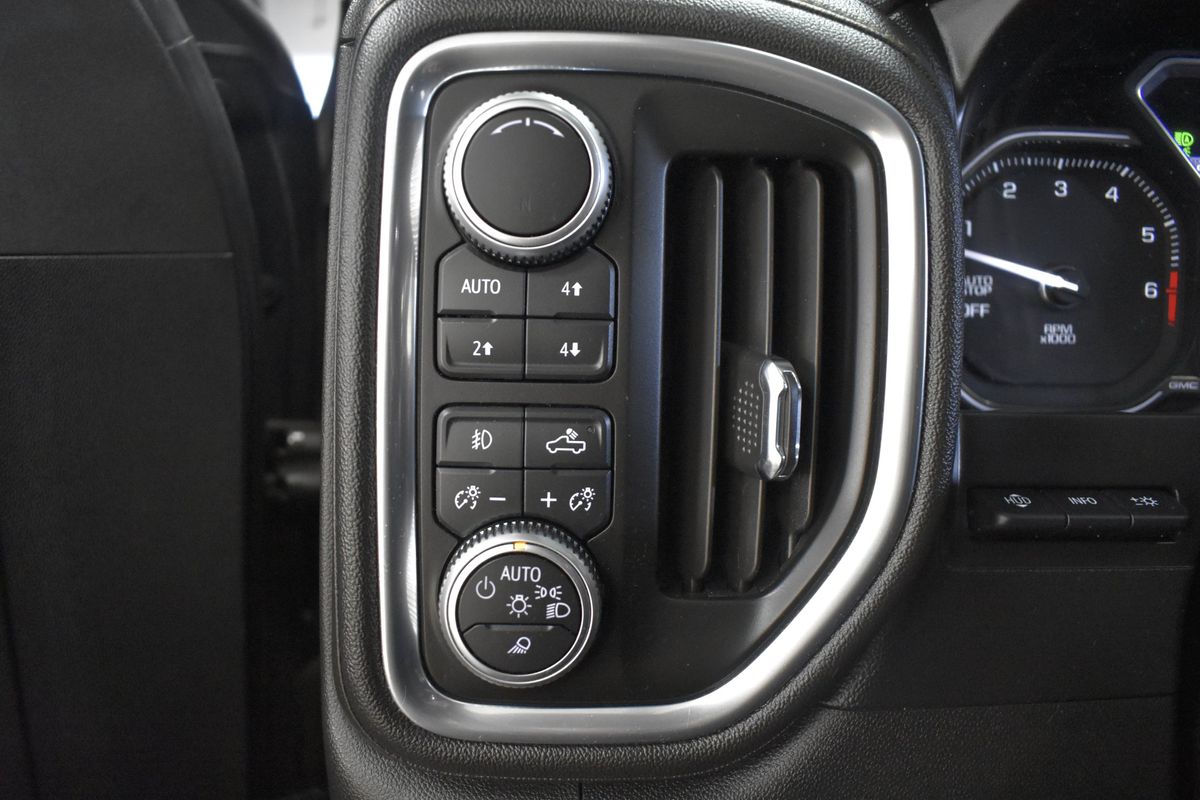 2019 GMC Sierra 1500 AT4