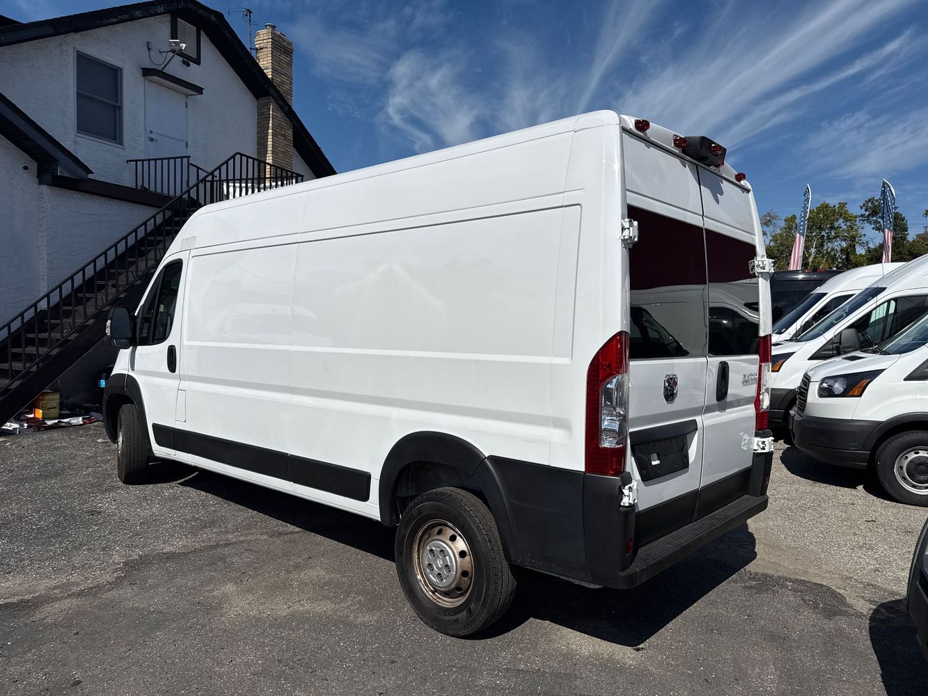 2023 Ram 3500 photo 4