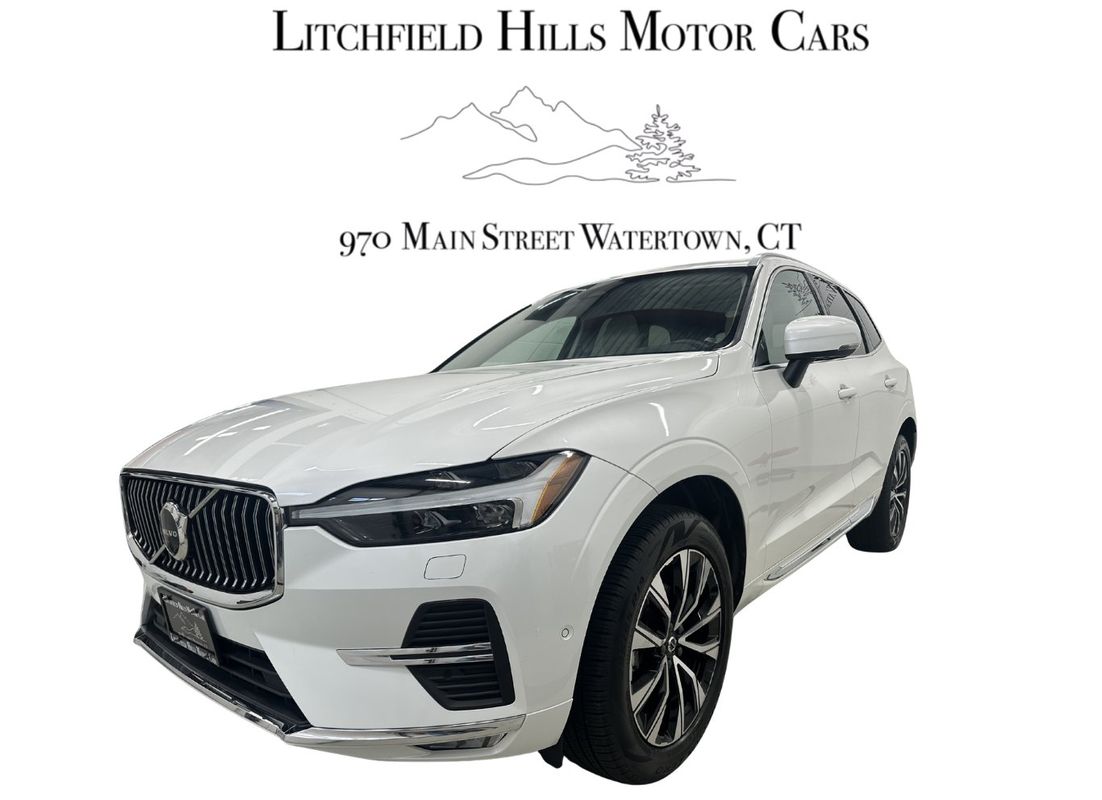 White 2023 Volvo XC60 SUV / Crossover All-Wheel Drive 8-Speed Automatic
