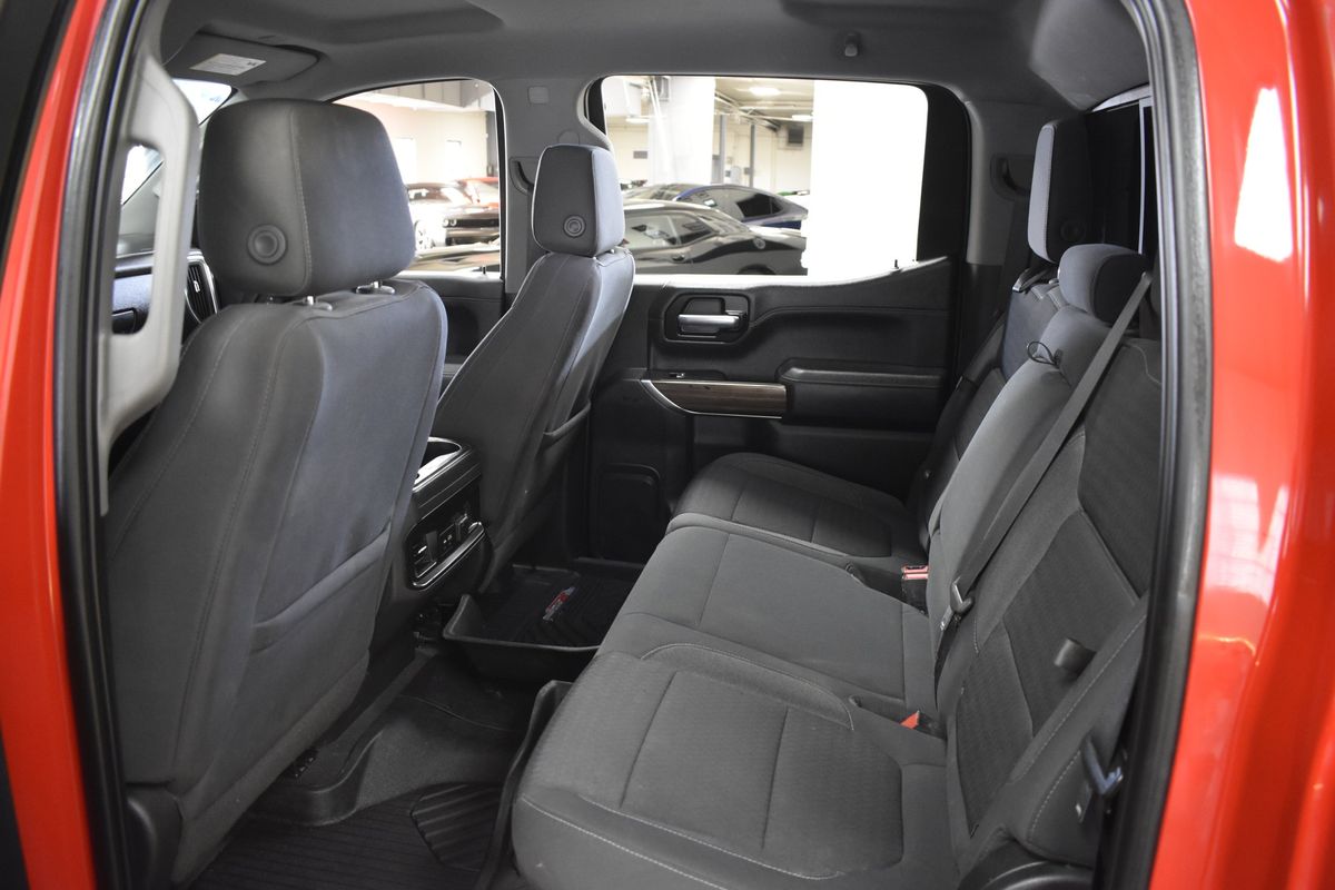 2020 Chevrolet Silverado 1500 4WD Crew Cab Short Bed RST