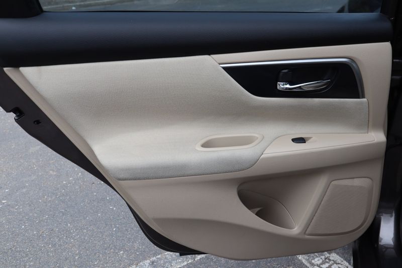 2014 Nissan Altima 2.5 S | Victory Motors of Colorado
