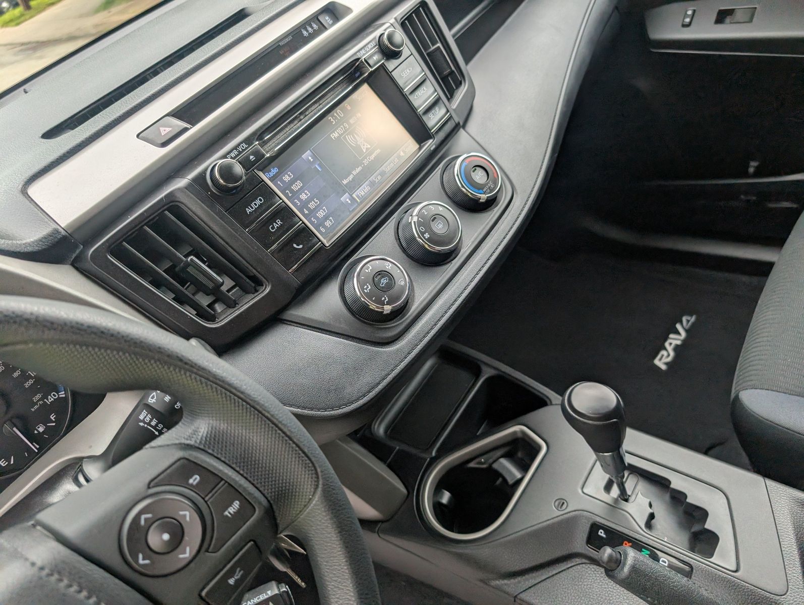 2017 Toyota RAV4 48