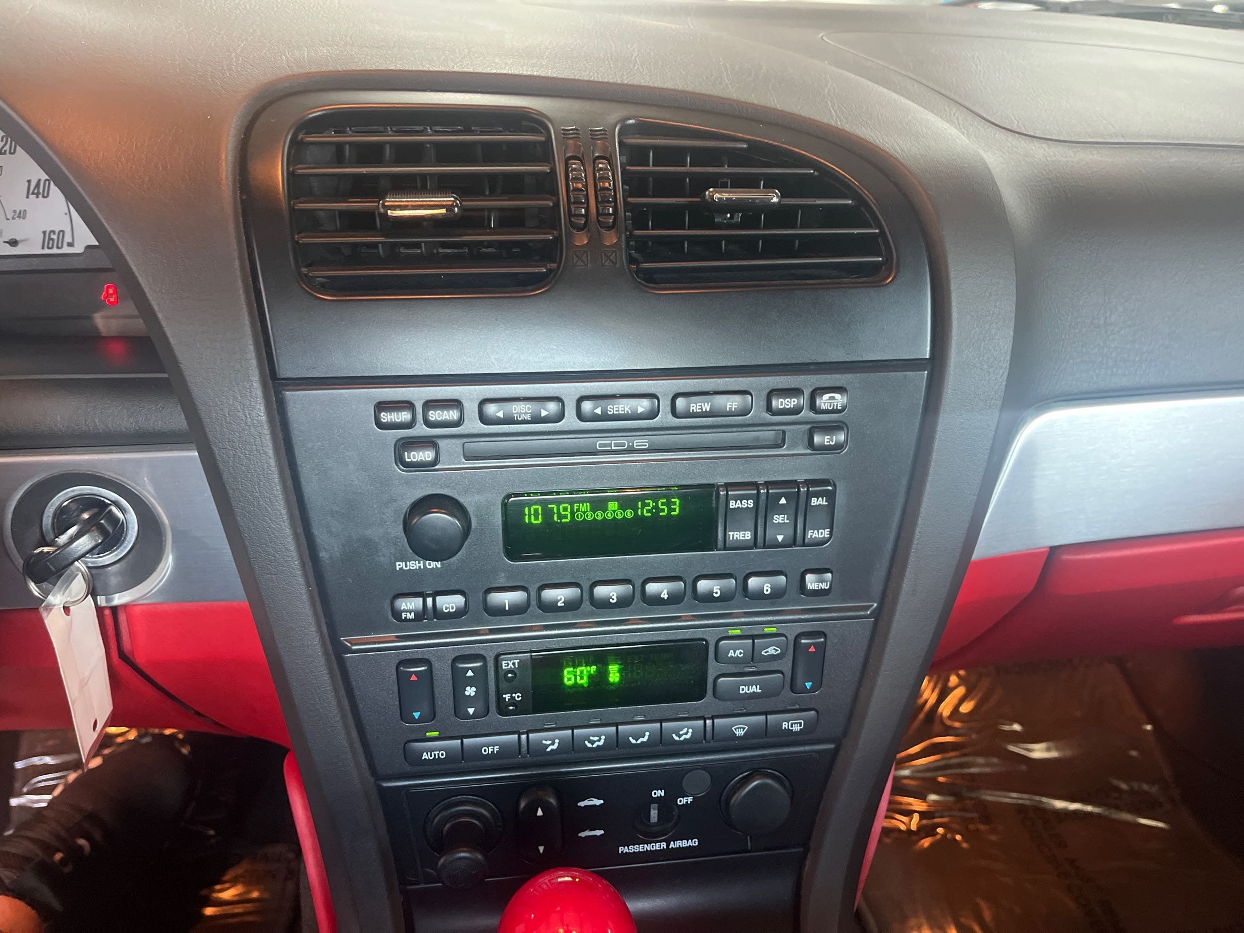 2002 Ford Thunderbird Base photo 23