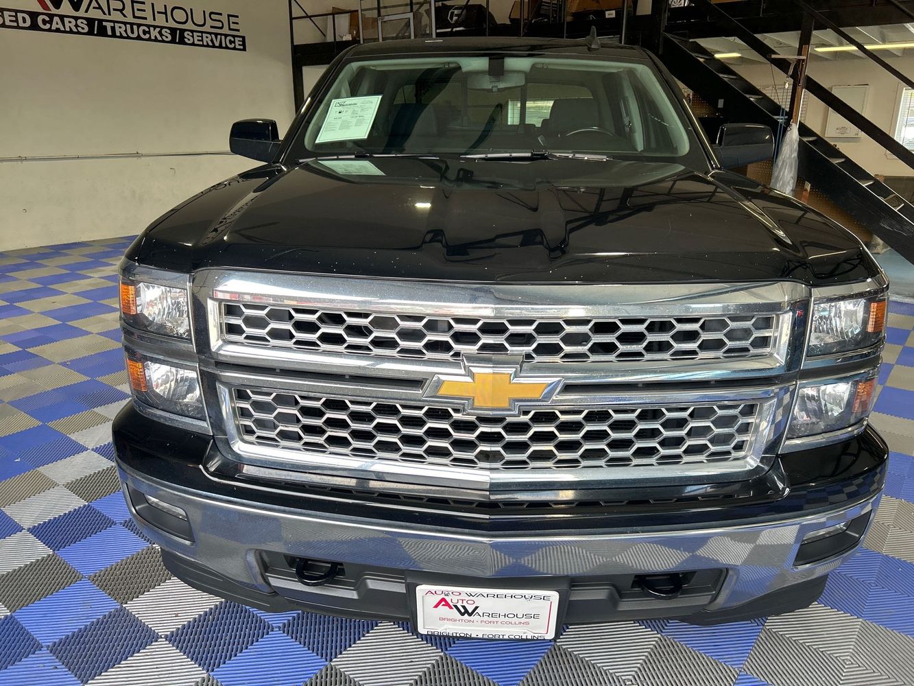 2015 Chevrolet Silverado 1500 photo 2