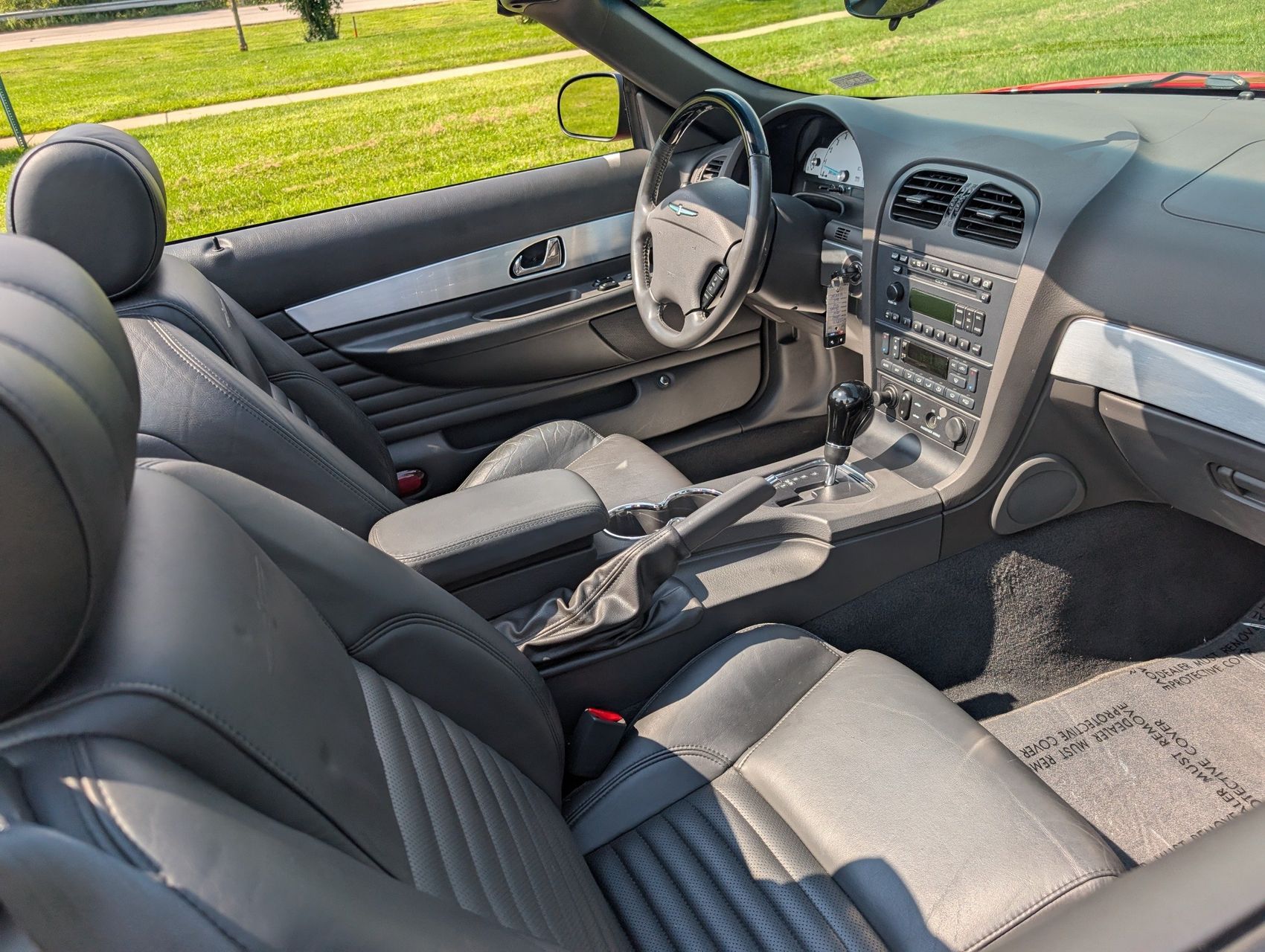 2002 Ford Thunderbird 79