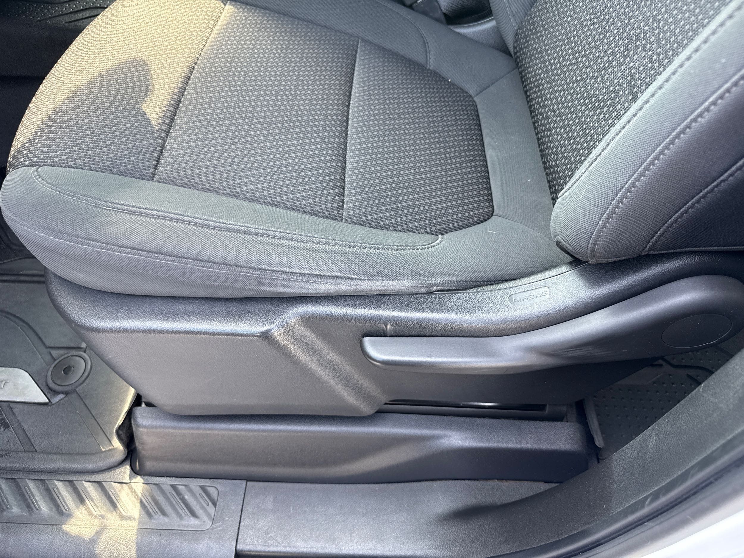 2020 Chevrolet Silverado 1500 Custom - Photo 17