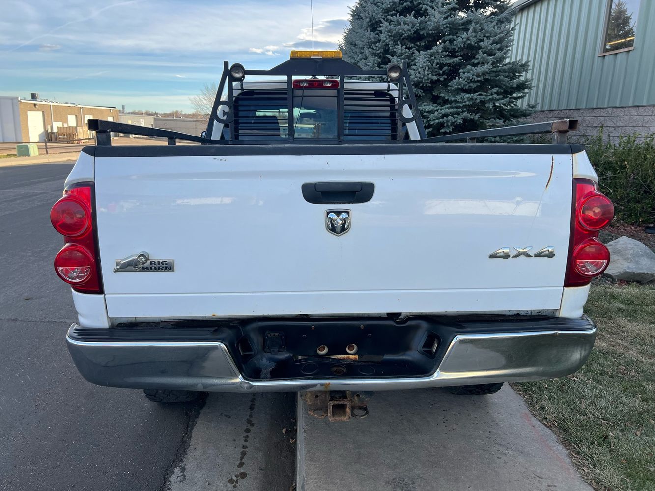 2009 Dodge Ram 2500 Pickup SLT photo 4