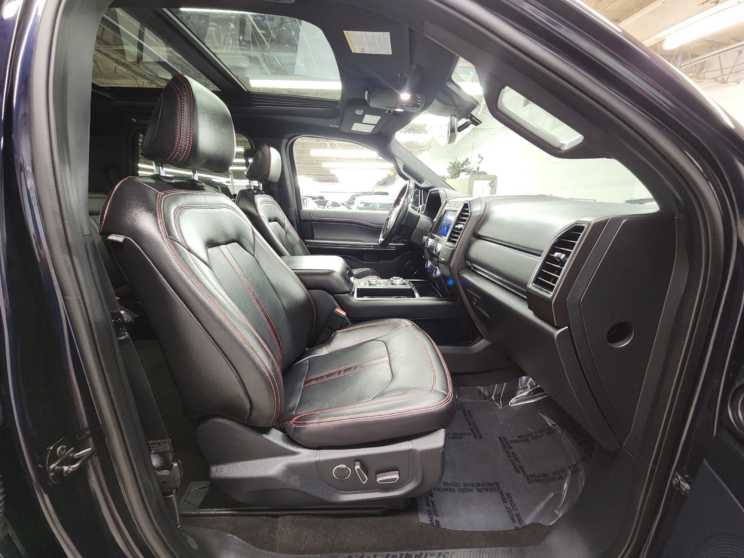 2021 Ford Expedition MAX Limited photo 19