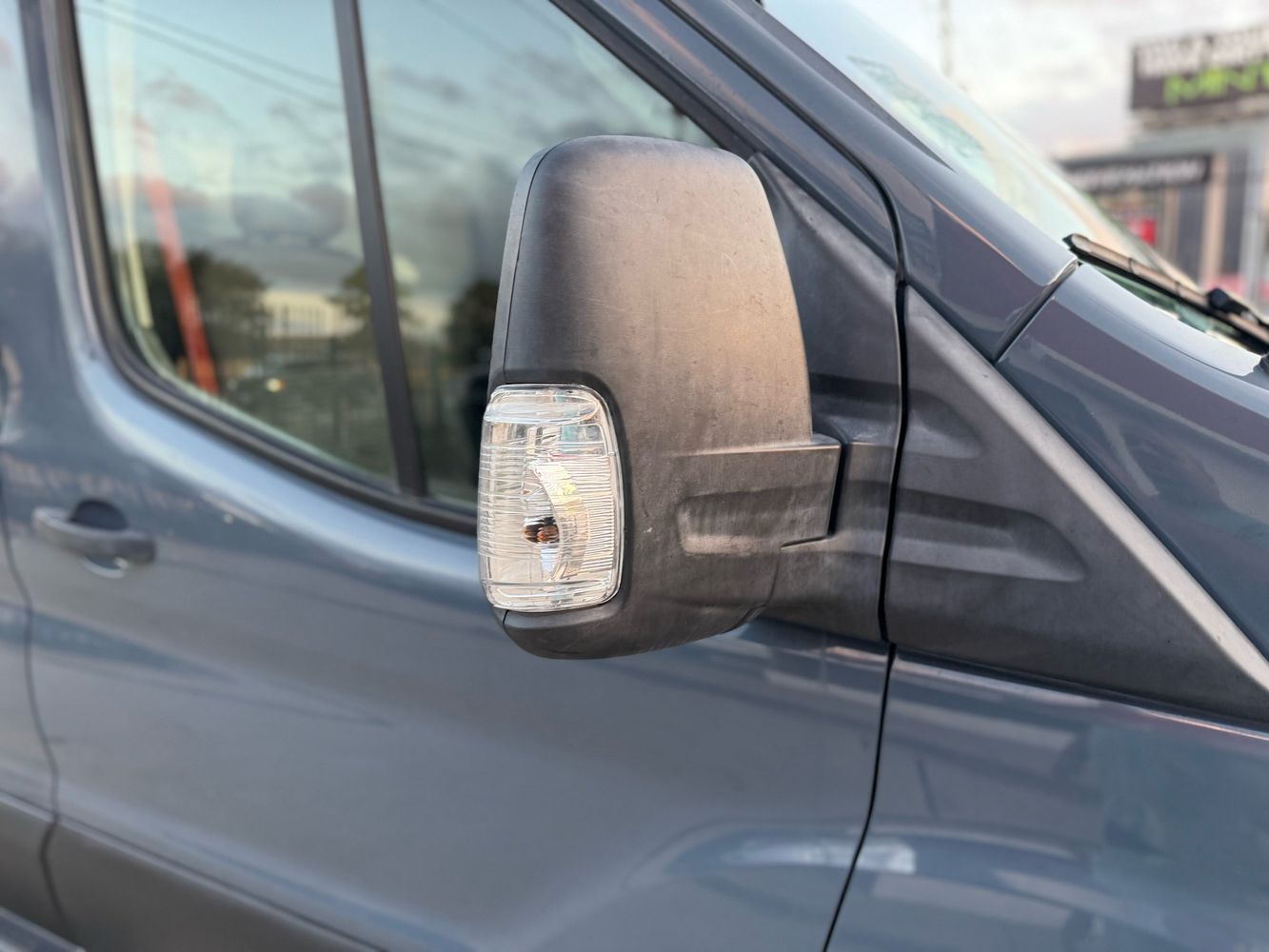 2020 Ford Transit photo 2