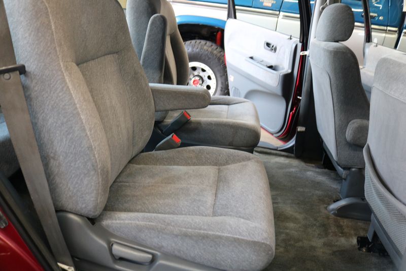 1995 Honda Odyssey Photos