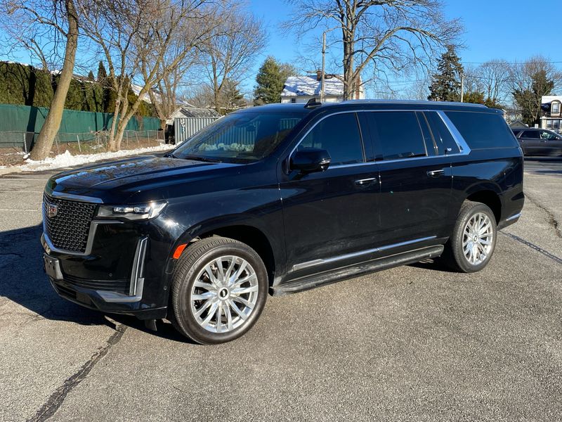 2022 Cadillac Escalade ESV Premium Luxury | GM Motors