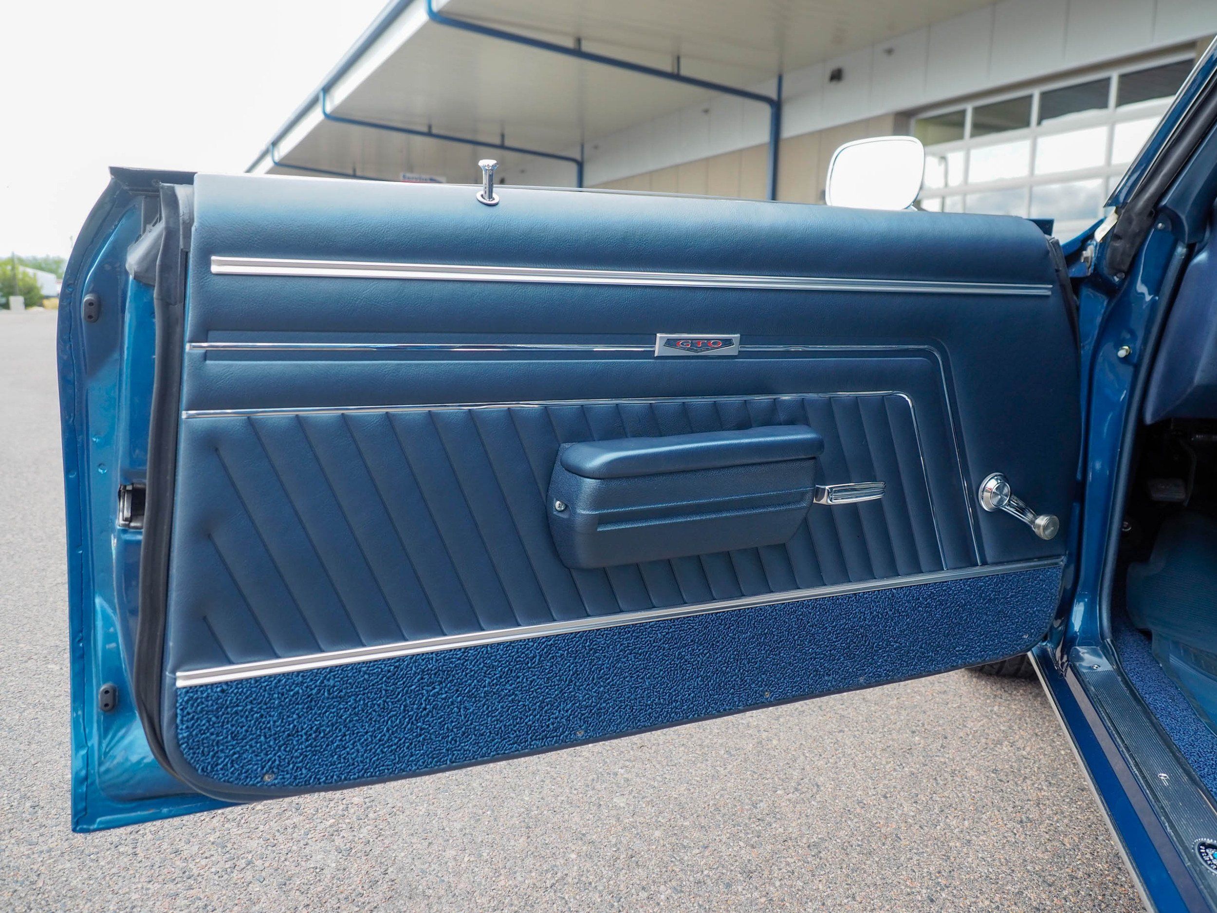 1970 Pontiac GTO Blue 