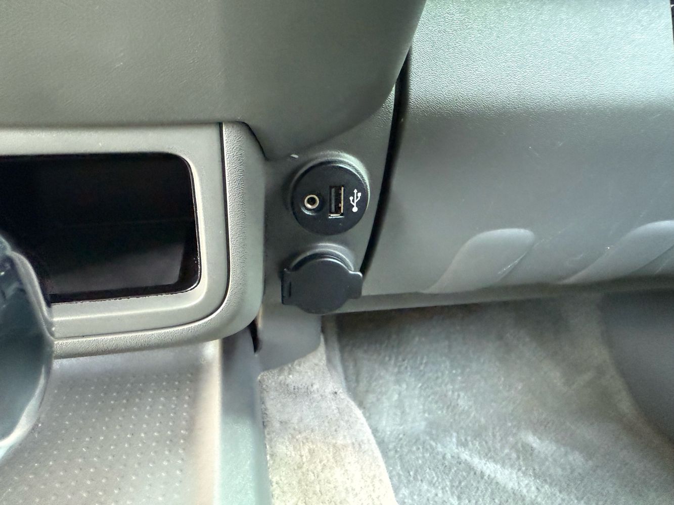 2018 Nissan Frontier Desert Runner photo 19